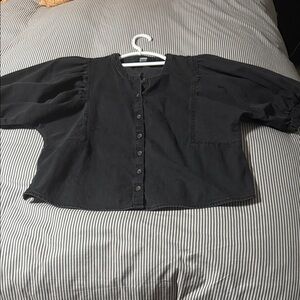 Women’s top size med